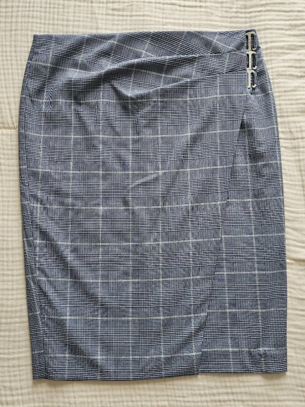 DKNY Blue and White Plaid Tailored Knee Length Pencil Skirt for Work Office - 10